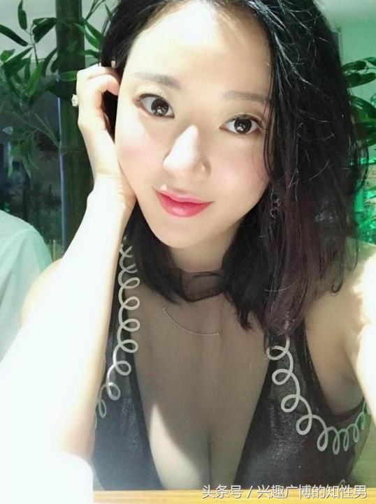 年度最佳炒作，蒋娉婷事隔三天出来澄清与刘强东素不相识