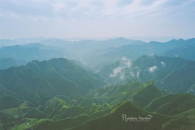 群山之巅寻一处森林乡居，京郊房山赏秋胜地推荐