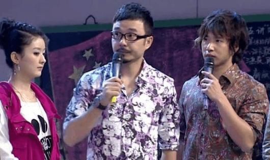 赵丽颖发图辟谣引热议，穿搭风格被称土，网友:不要这么土了