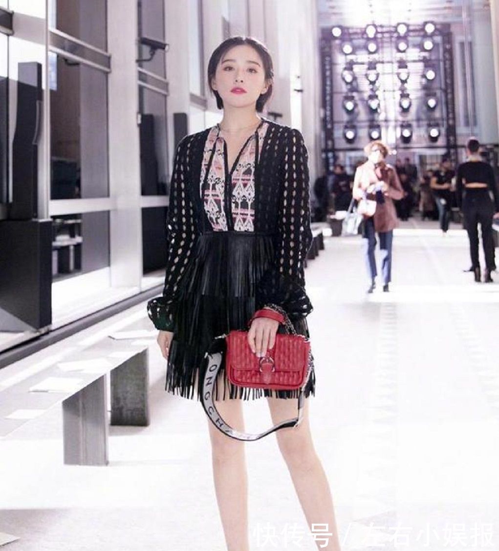  『搭配一』一说到裙子，相信大家都不陌生，毕竟每个爱美小仙女的衣柜里都有