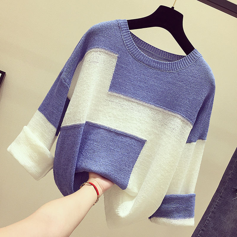 新上的彩色小毛衣，搭小脚裤洋气极了!美嫩时髦，很吸睛