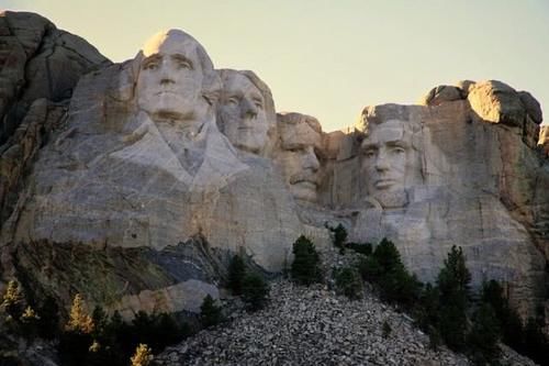 世界上最难攀登的山，仅有264米高，却比珠穆朗玛峰还难攀登