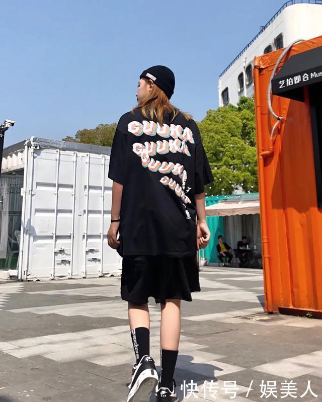  黑色■穿搭｜今天的从穿搭以黑白为主