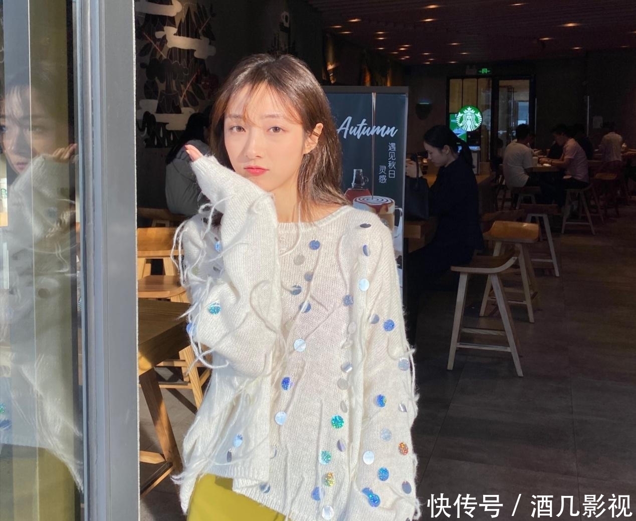  [不失]漂亮的时髦小姐姐，简约随性又不失高级感，甜系女生不妨试试看