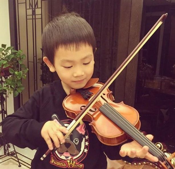 马蓉好友称马蓉偷带孩子去美国纯属造谣