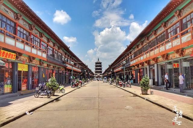 我国最著名的一座古塔，屹立千年不倒，还养活了一条商业街