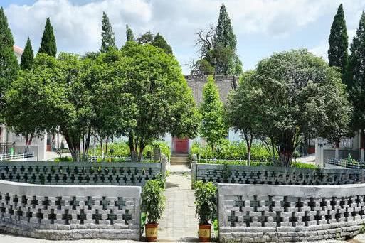 河南最美县城 经济省内倒数 却是“中国最佳休闲旅游名县”！