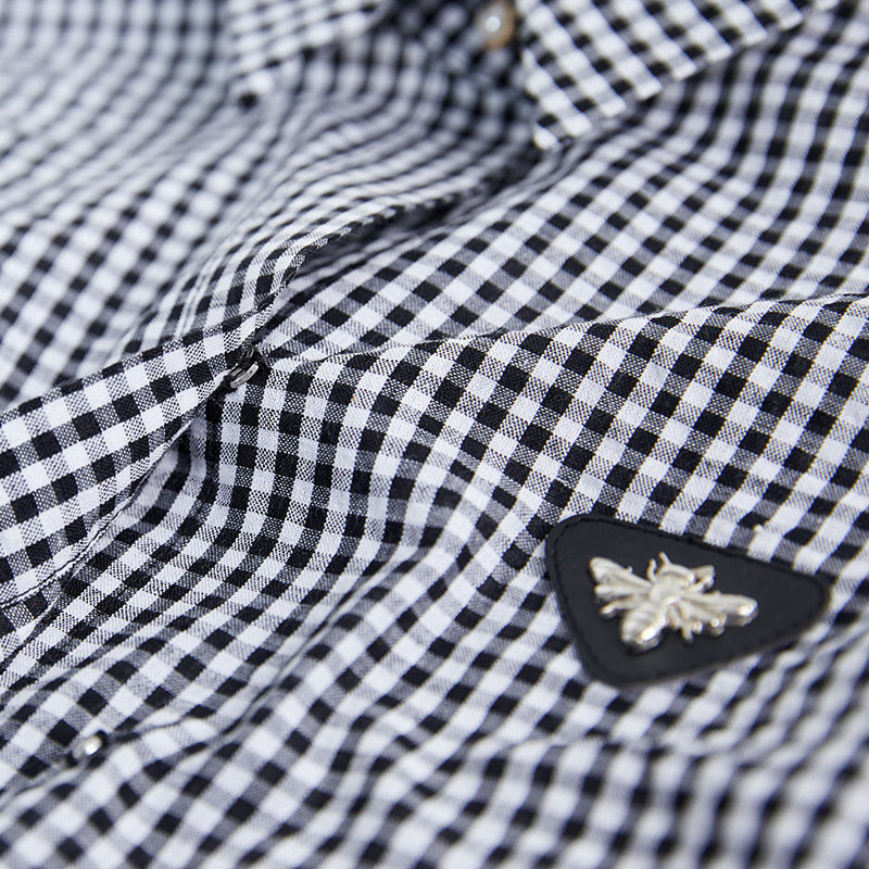 太美了!老婆穿新买的“减龄衫”，瞬间年轻十岁，散发迷人女人味