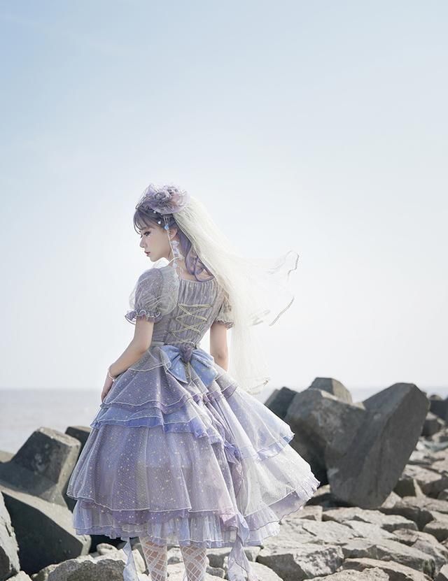  [裙摆]本以为普通洛丽塔够美了，当看到“水母裙”那刻