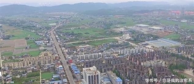  #高铁站#中国“最牛的”县，有14个火车站、3个高铁站，竟然还有