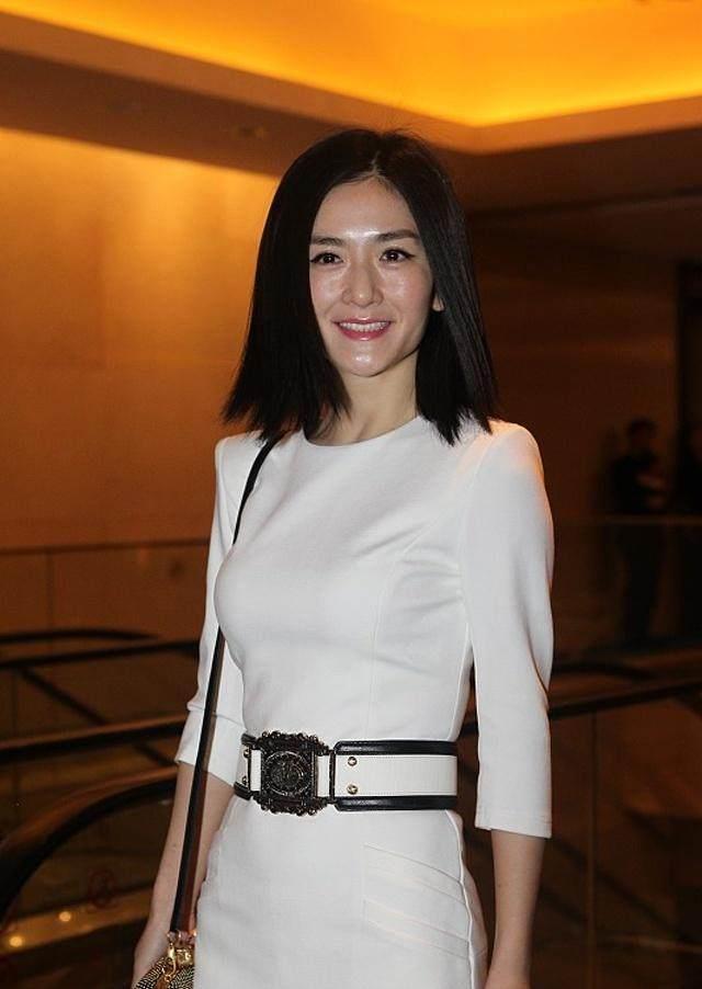 都说怀孕的女子特别担心老公出轨？谢娜却担心别的，杨迪可怜躺枪