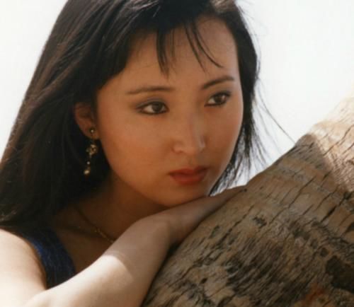 『老照片』陈晓旭老照片,一生未走出林黛玉的角色,病重时剃度出家