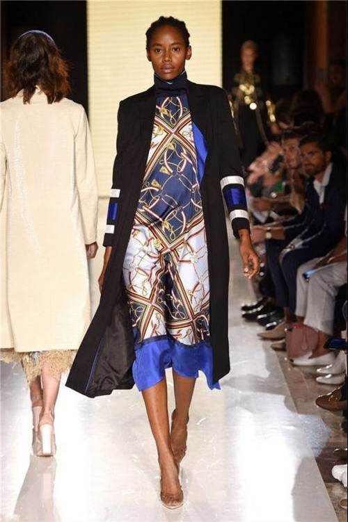 首次亮相米兰时装周，PSALTER诗篇带你用时装写作