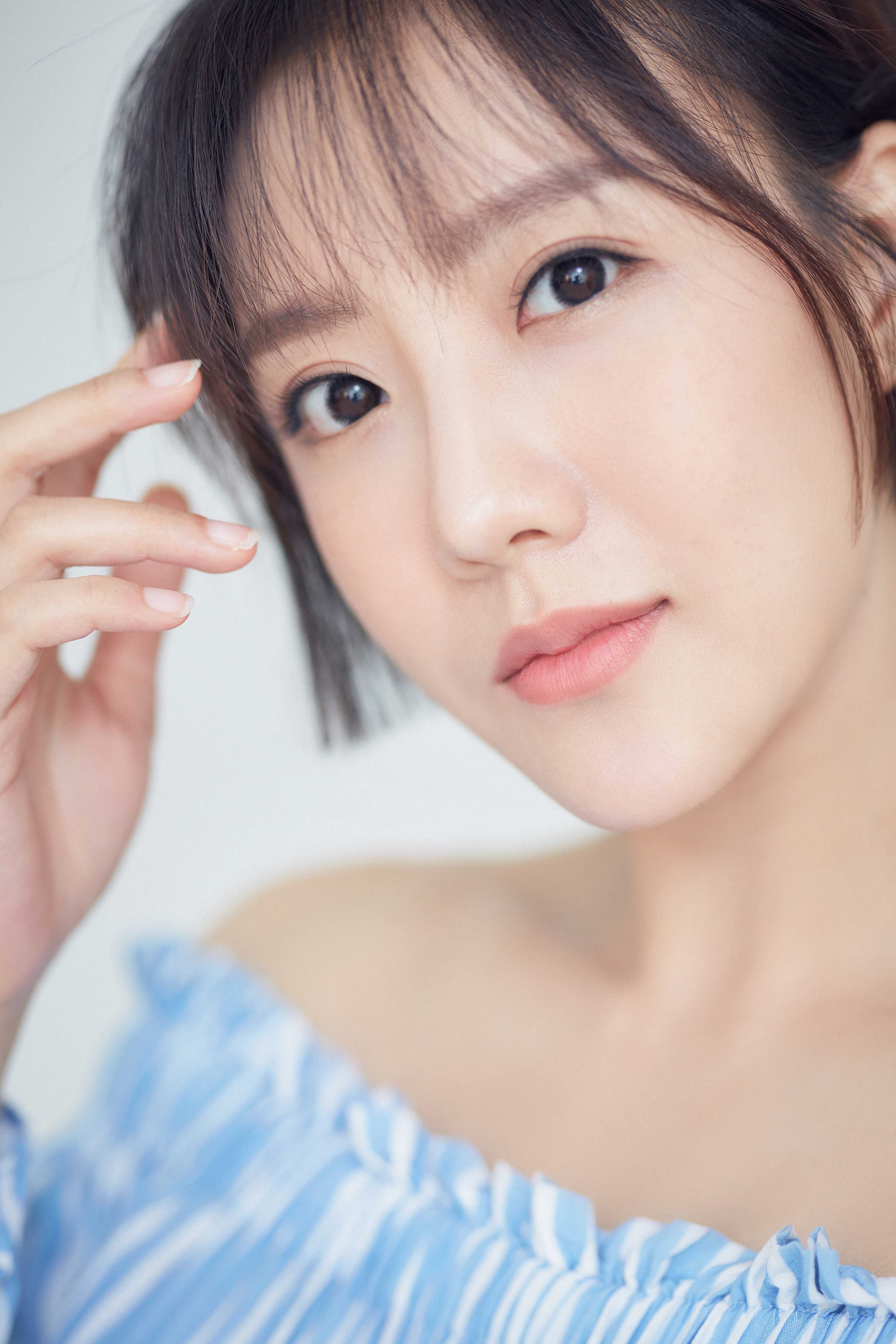 阮雨白曝最新写真 汽水甜girl魅力十足