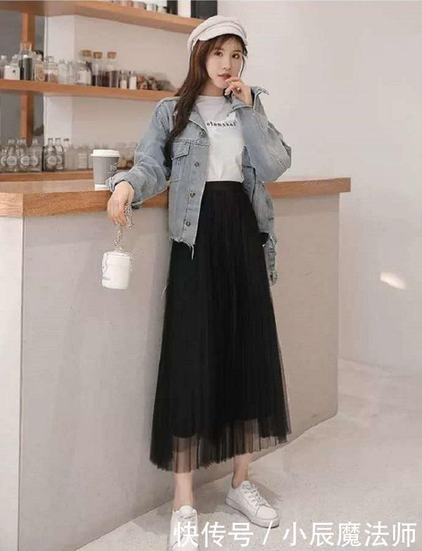  半身裙■春夏最美的半身裙穿搭示范，甜美又清新，复制粘贴学起来