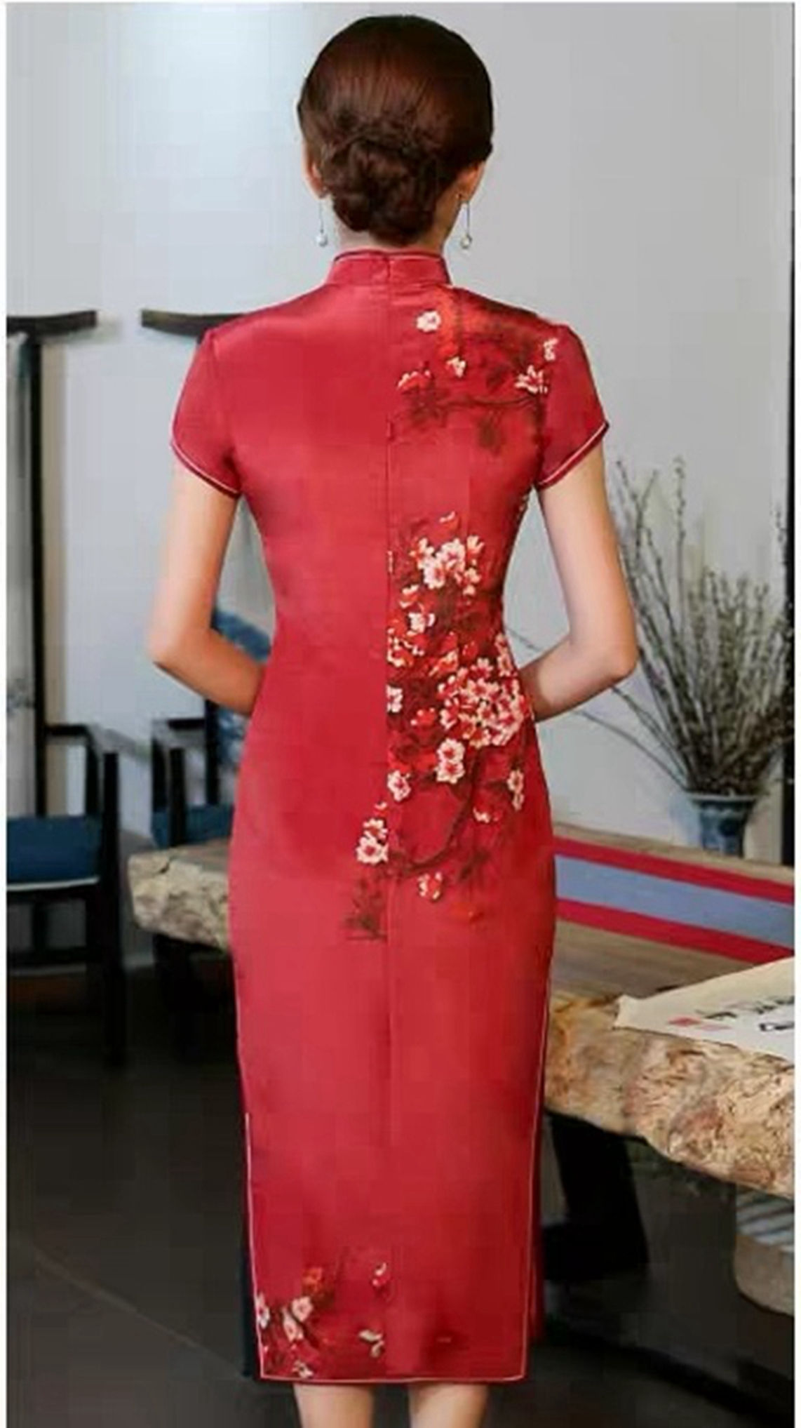 夏季新款大红喜庆真丝旗袍裙，复古改良新娘旗袍礼服，热烈喜气