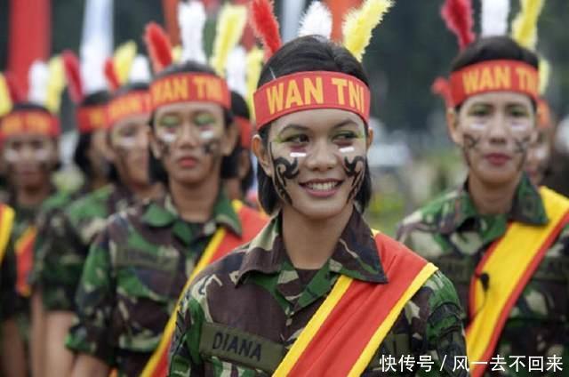  「郑和下西洋」印尼一个岛，明朝曾设三品大官，相对于英国驻香港总督！