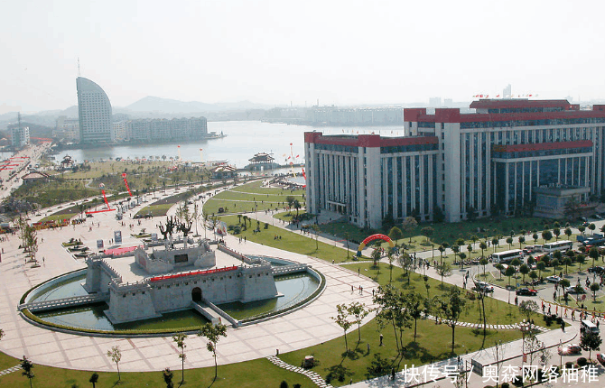  「湖泊」中国“最小”的地级市, 领土只有0.15万平方公里, 名气