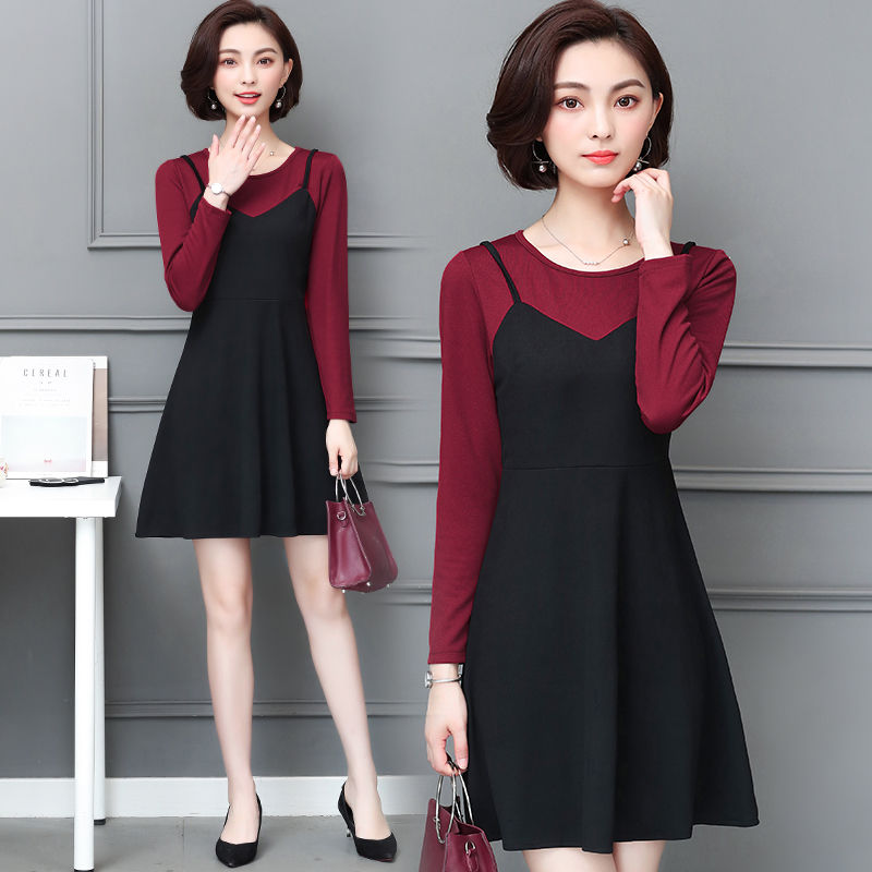 性感的女人就是大胆!瞧下图这个女人，性感妩媚女人味十足