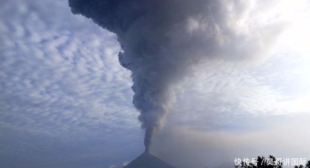 天灾不断！印尼上午刚发生6.2级强震，下午又有火山爆发2次！