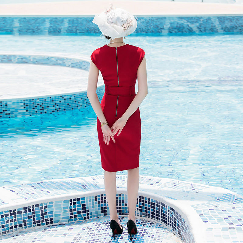 终于找到了，比旗袍还要有气质的连衣裙，美的让男人着迷