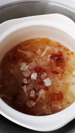  『桃胶』牛奶桃胶皂角米雪燕羹
