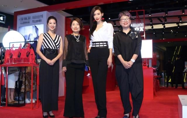 谁说娃娃音的林志玲只能卖萌发嗲当少女?明明御姐风也这么美