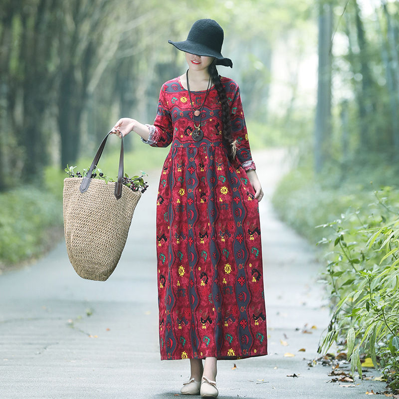 这裙子刚上市就火!一款比一款洋气，70后老婆穿，美得楚楚动人