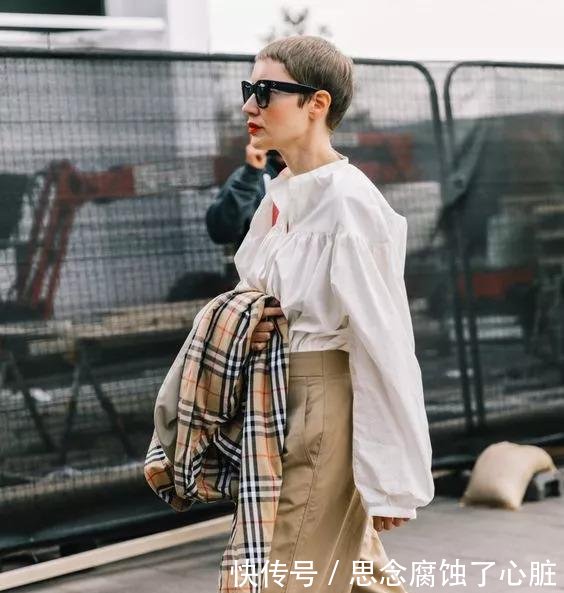 今秋刘雯、周冬雨抢着穿的裤子，竟然这么大有来头！