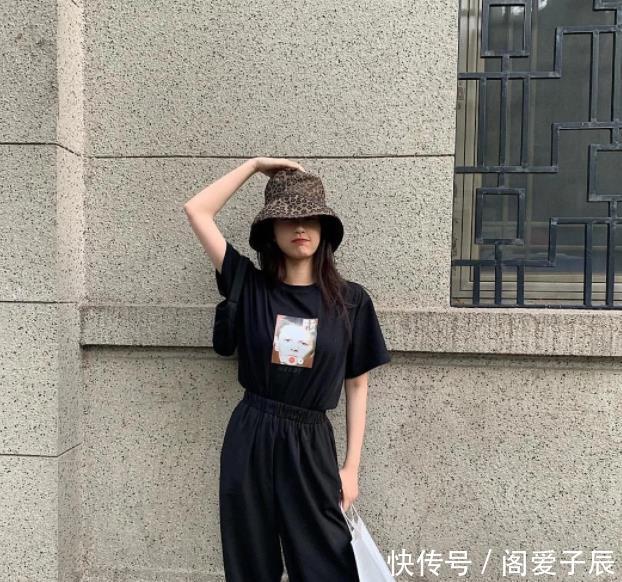  「凸显出」求求“云朵裤”不要再来嚯嚯我的钱包了