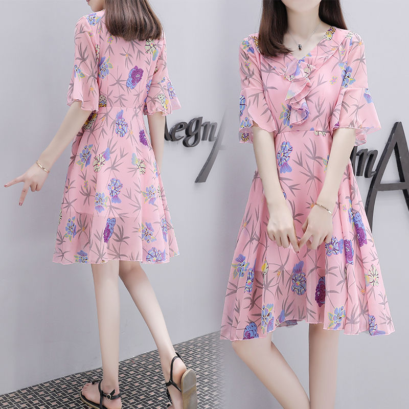 不夸张!工资刚发就没了，48岁老婆穿这女装，洋气显嫩，超值