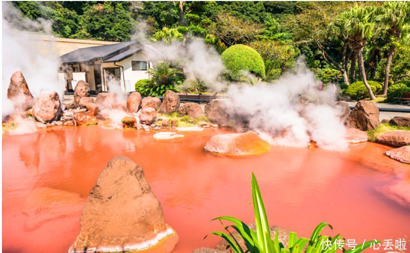 世界上7大奇特的彩色温泉,如此美轮美奂的温泉,去了就不想走