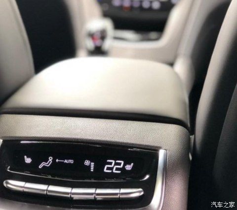  『XT6』空间够大一家出行无压力凯迪拉克XT6车主4个月用车心得分享
