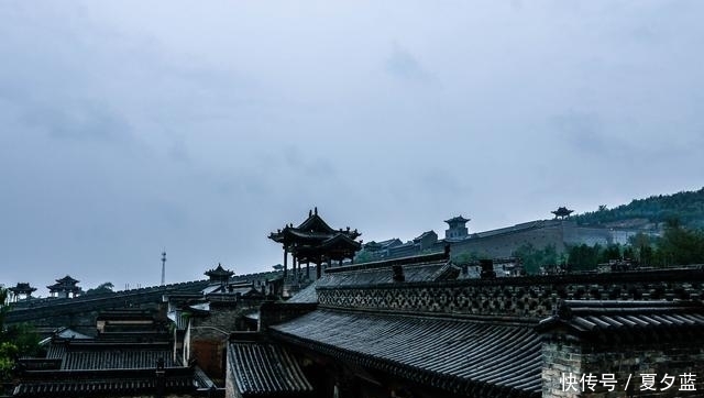 乔家大院被摘牌5A后又有新动作,拆除旧房要扩建?网友:毫无意义