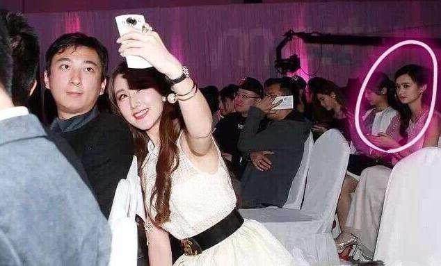 杨幂婚变传闻尘埃落定, 王思聪多次告白终获得回应, 网友纷纷祝福