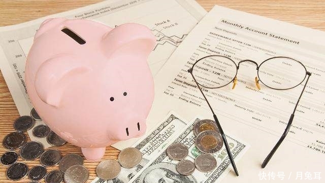 60岁之后一次性补缴9万养老金，每月能拿到多少钱？