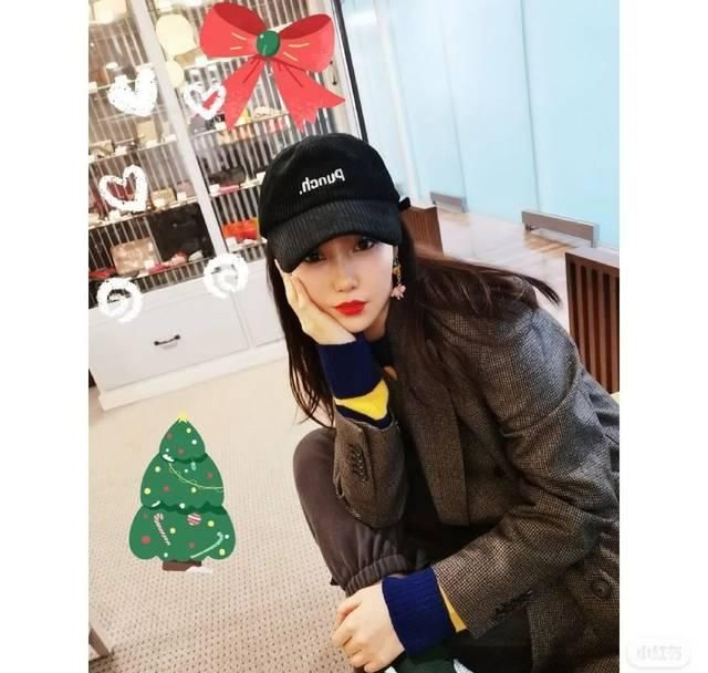  父女■她谈父女恋7年败5亿，离婚千万卖女拖垮前夫，35似嫩妹超潇洒