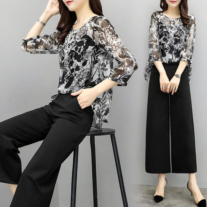 40岁女人一旦穿上这名媛套装，倍受男人喜欢，太漂亮贼迷人