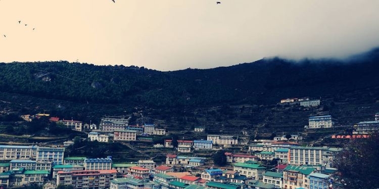 老外拍下中国、印度有钱的村庄，对比后感叹万分