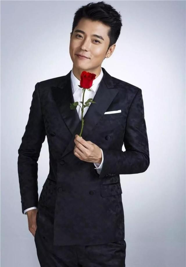 毕滢回应与张丹峰出轨事件称不知道，网友:反正我不信