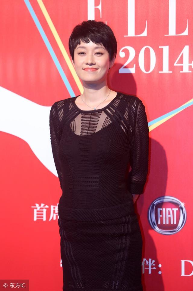 看了马伊琍的短发，再看鲁豫的，才知道时尚与时髦相差不是一个字