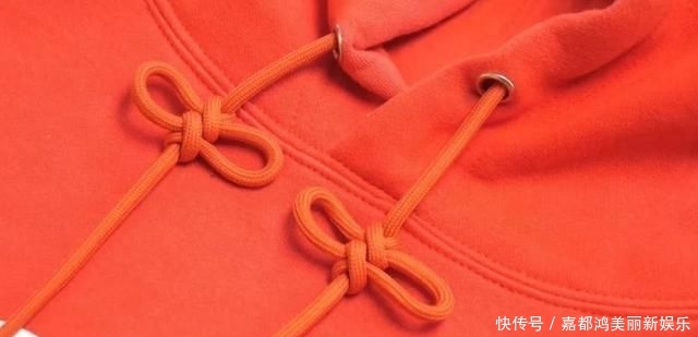 漂亮:今年最流行的卫衣绳子打结法,既漂亮又个性,方法简单一学就会!