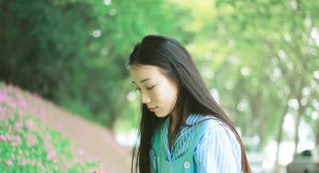 为啥农村“学霸”，一到城里上学成绩就不行了？班主任说真实原因