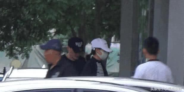 卓伟爆料ZLY怀孕确有此事，害怕粉丝流失不敢说