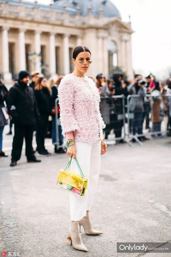 你距离时髦精可能就差一副超窄墨镜了