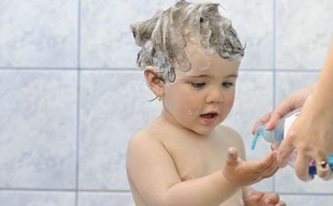 宝宝夏季用什么护肤品好 安全是第一位