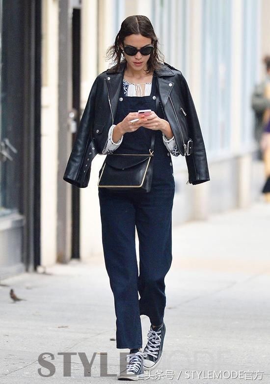 It Girl钟小姐亲自示范：这么穿帆布鞋最好看！