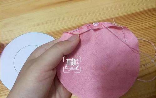  「布艺」一小块花布就能做玩偶，布艺蜗牛玩偶，做抱枕好舒服，附教程