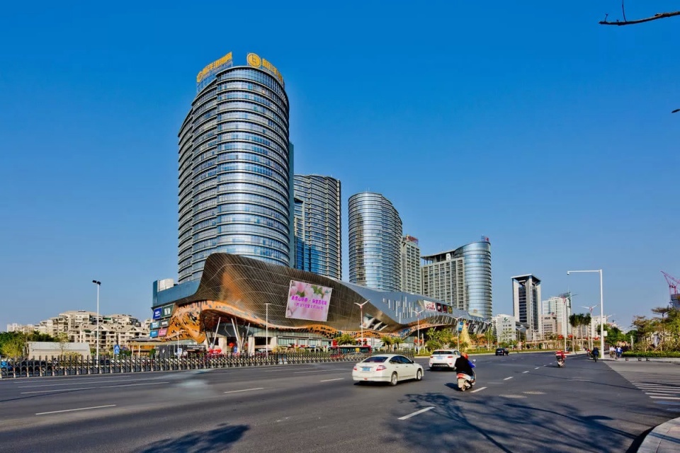 20亿建南宁第一高楼，突破广西新高度，造型奇特成“网红”楼