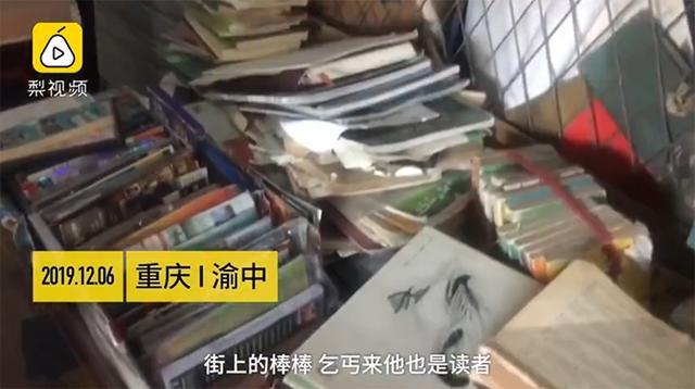 啥网红书店啊还强制消费？老板：以前全是看书的，现在全是拍照的